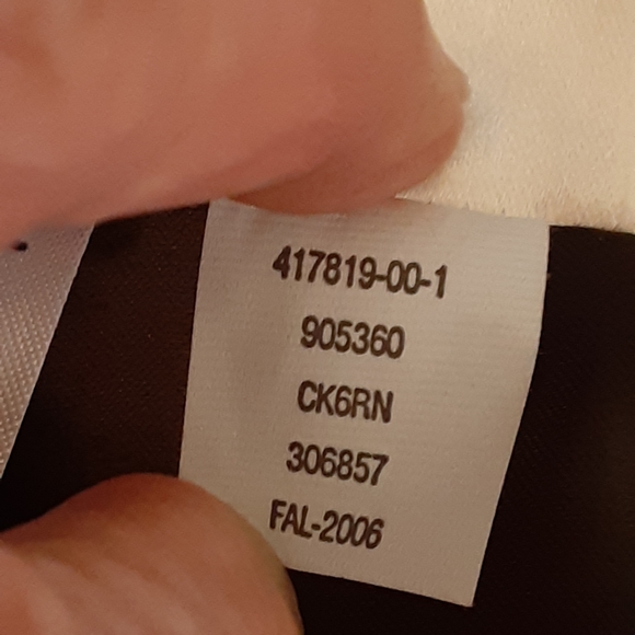 Snnie Hall Script Label Old Navy Rayon Blend Lace Trim 4 Button Vest - Picture 10 of 12